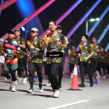 Runner Photo 6183489