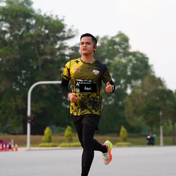 Runner Photo 6183495