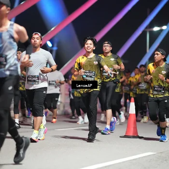Runner Photo 6183498
