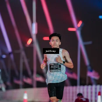 Runner Photo 6183570