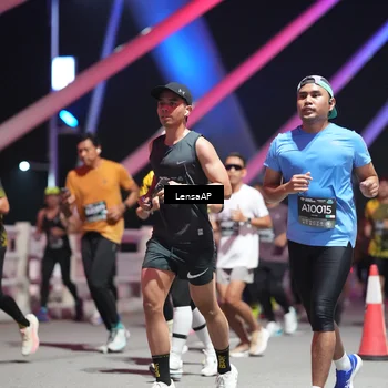 Runner Photo 6183575