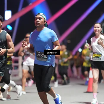 Runner Photo 6183580