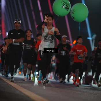Runner Photo 6183603