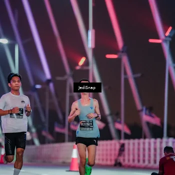 Runner Photo 6183629