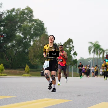 Runner Photo 6183642