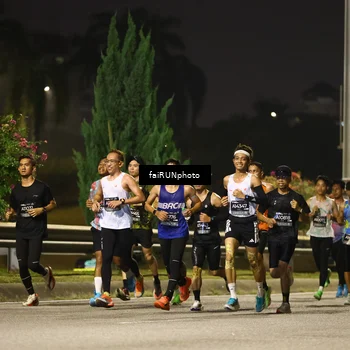 Runner Photo 6183664