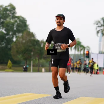 Runner Photo 6183698