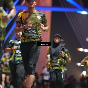Runner Photo 6183848