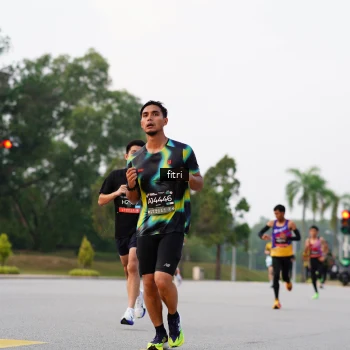 Runner Photo 6183852
