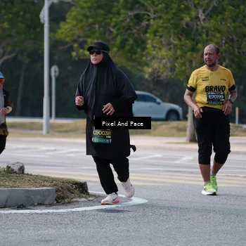 Runner Photo 6183863
