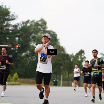 Runner Photo 6183901