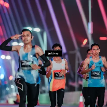 Runner Photo 6183905