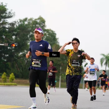 Runner Photo 6183923