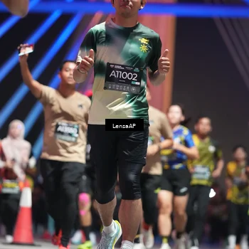 Runner Photo 6183936