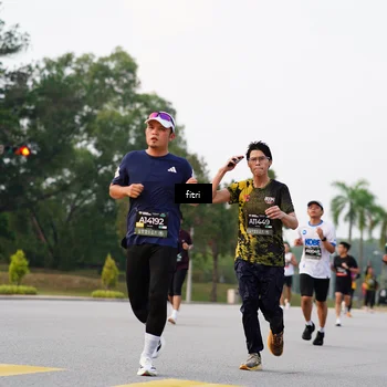 Runner Photo 6183940