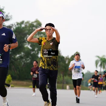 Runner Photo 6183942