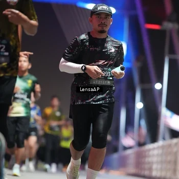 Runner Photo 6183988