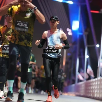 Runner Photo 6183993