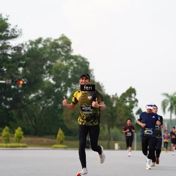 Runner Photo 6184012