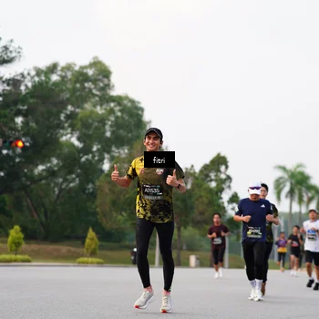 Runner Photo 6184018