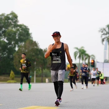 Runner Photo 6184026