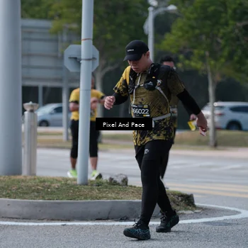Runner Photo 6184050