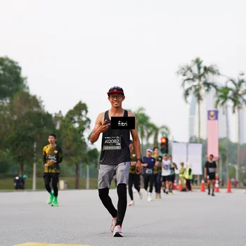 Runner Photo 6184055