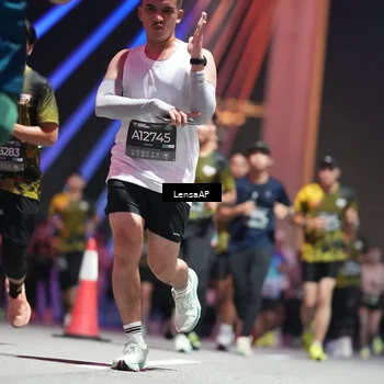 Runner Photo 6184191