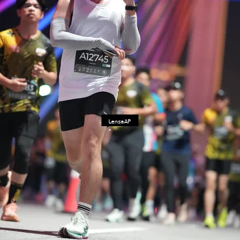 Runner Photo 6184193