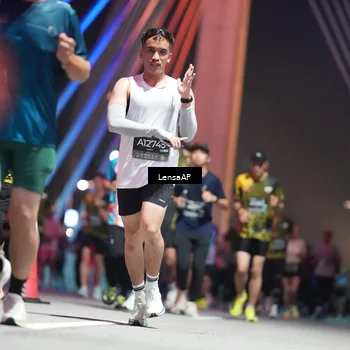 Runner Photo 6184213