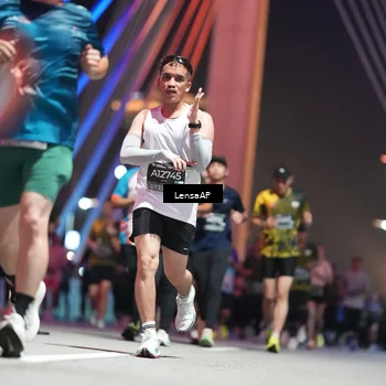 Runner Photo 6184237