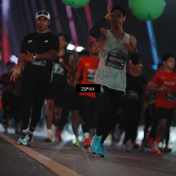 Runner Photo 6184380