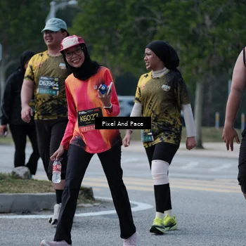 Runner Photo 6184397