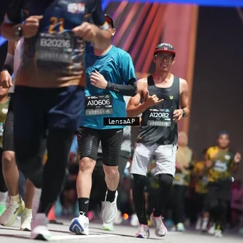 Runner Photo 6184442