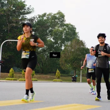 Runner Photo 6184491