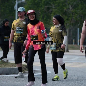 Runner Photo 6184547