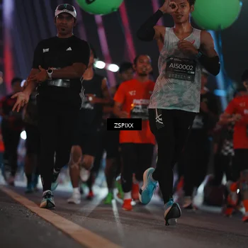 Runner Photo 6184587
