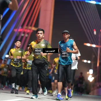 Runner Photo 6184786