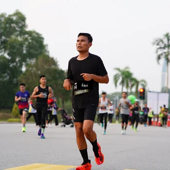 Runner Photo 6184848