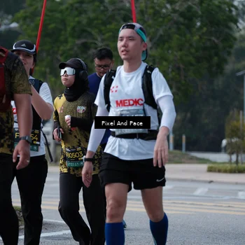Runner Photo 6184899