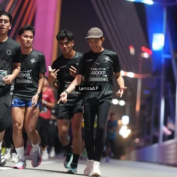 Runner Photo 6184957