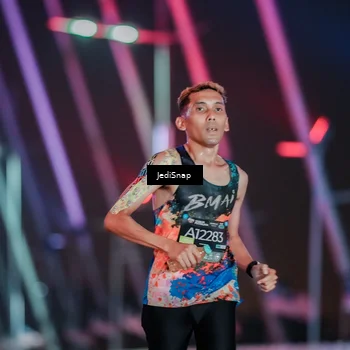 Runner Photo 6184975