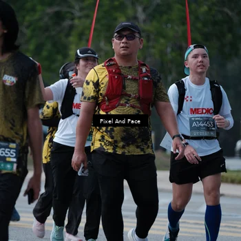 Runner Photo 6185034