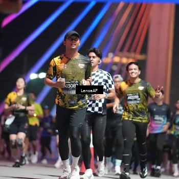 Runner Photo 6185057