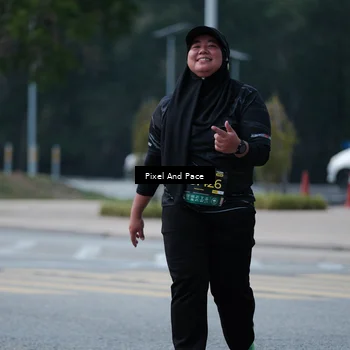 Runner Photo 6185105