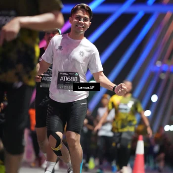 Runner Photo 6185127