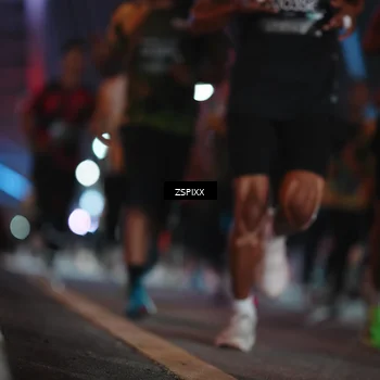 Runner Photo 6185135
