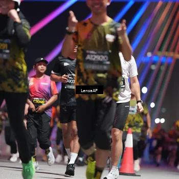 Runner Photo 6185143
