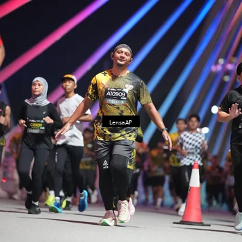 Runner Photo 6185153