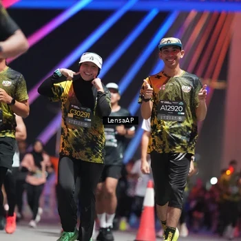 Runner Photo 6185201